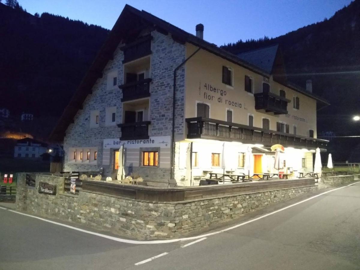 Fior Di Roccia - Valmalenco - Hotel & Mountain Restaurant Lanzada Luaran gambar